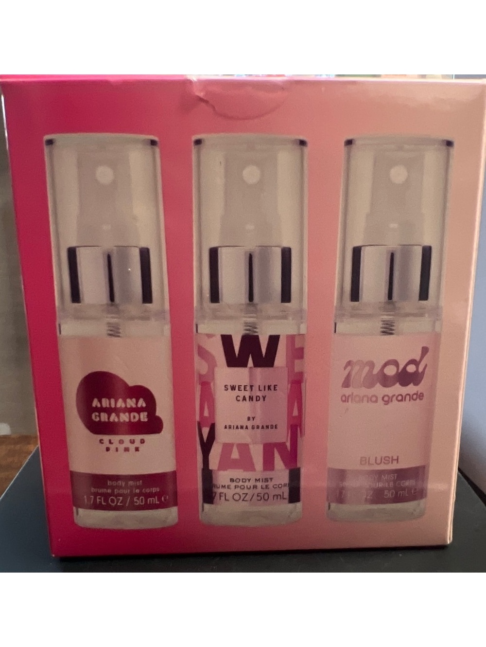 Ariana Grande 3-Piece Body Mist Gift Set – 3 x 50 mL Travel Sprays